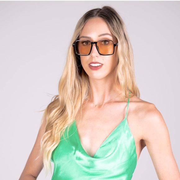 Sunglasses - Picture 2 of 4